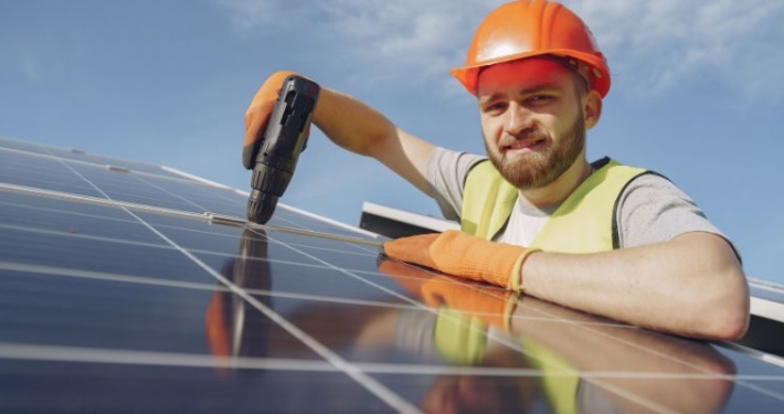 Combien coûte une installation de panneaux solaires