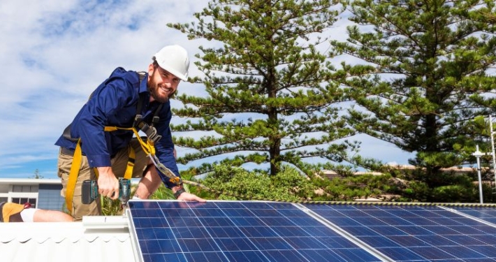 Vrai ou faux Tout le monde peut installer des panneaux solaires