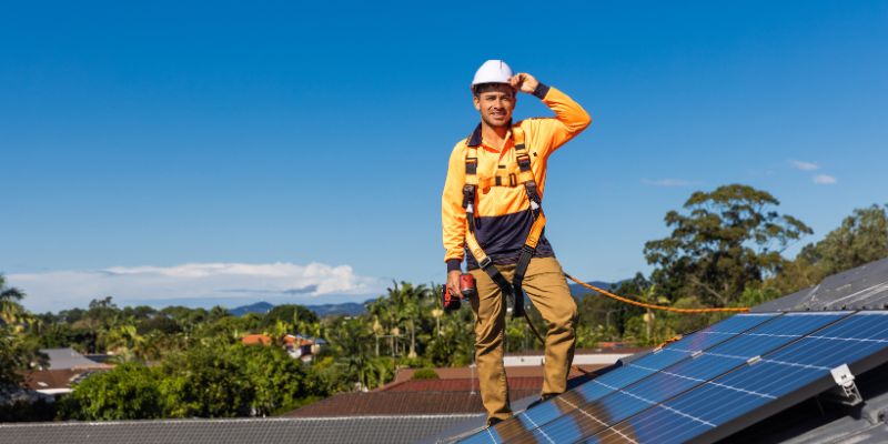 Comment choisir le bon installateur de panneaux photovoltaïques