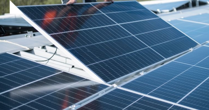 Quelles sont les démarches administratives pour installer des panneaux photovoltaïques