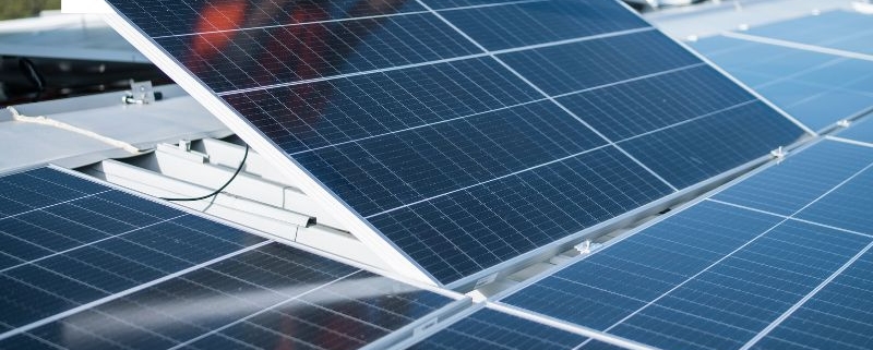 Quelles sont les démarches administratives pour installer des panneaux photovoltaïques